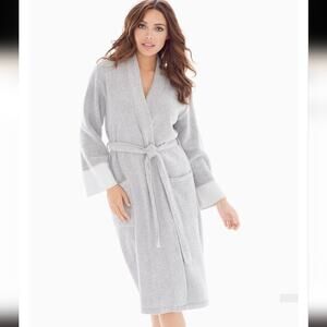 Natori Gray and White Robe